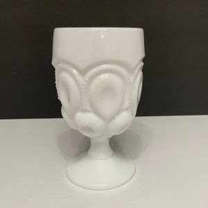 VTG-LE SMITH Moon And Stars Milk Glass Goblet. Mid Century